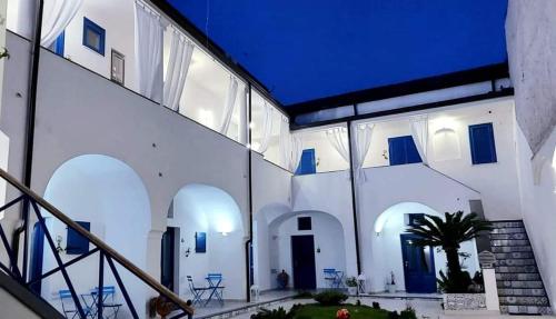 B&B SOGNANDO VIETRI e SPA ESCLUSIVA in Аверса