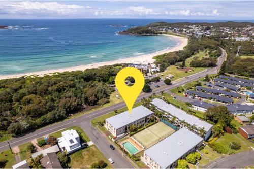 The Dunes15 fabulous unit with pool tennis court and across the road to the beach - image 5