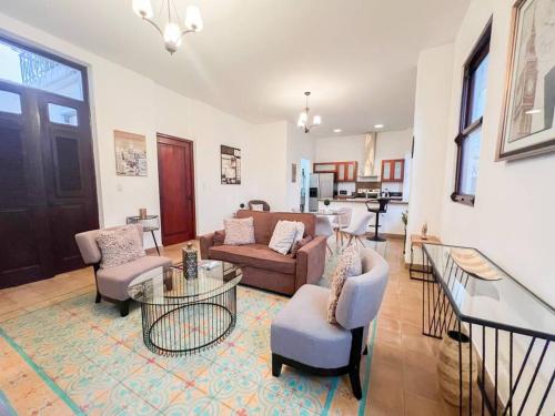 One-Bedroom Apartment image 10