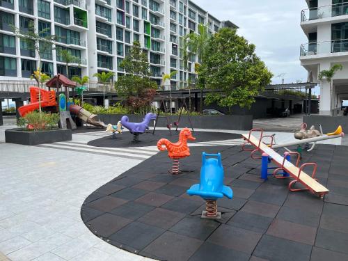 Home Abroad 1 Jazz Suites Vivacity