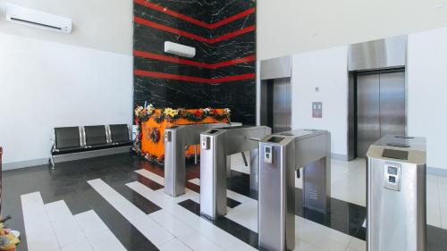 RedDoorz Plus near Nakpil St Taft Avenue, Manila (photo 6)