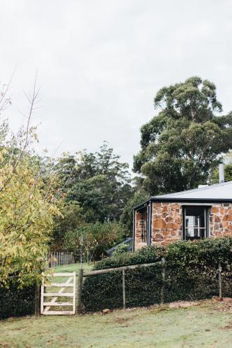 Naivasha Cottage Deloraine