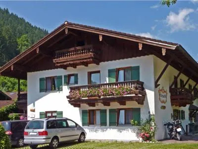 Gästehaus Achenwinkel Ferienwohnung in Ramsau bei Berchtesgaden, Deutschland