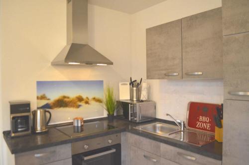 One-Bedroom Apartment with Terrace image 5