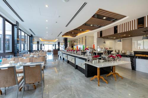 Food and beverages, Vung Tau RiVa Hotel in Phường 2