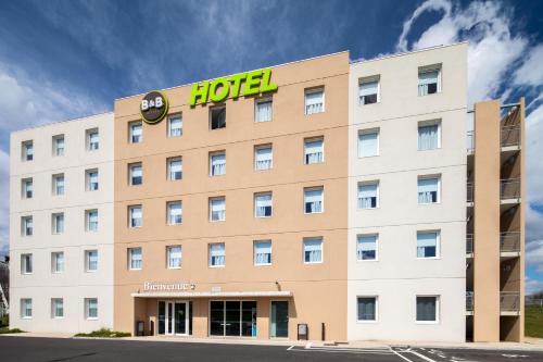 B&B Hôtel Lieusaint Carré Sénart - main image