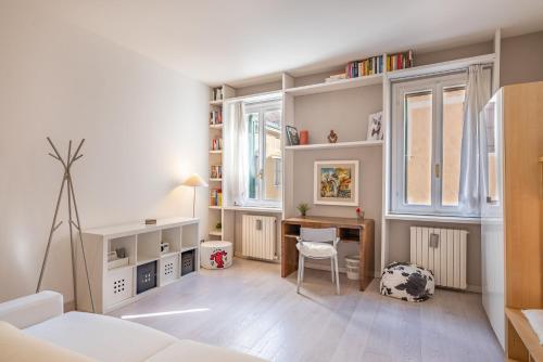 GuestHost - Padova Centre Cosy Apartment - Tap to explore photos
