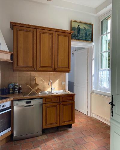 Kitchen, La Maison du Cavalier, Chateau de lAvenue in Pierrefitte-en-Auge