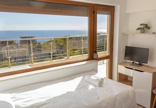 Spacious 3BD Flat with Large Terrace & Sea View by Flat Mаnager, Warna (zdjęcie 7)