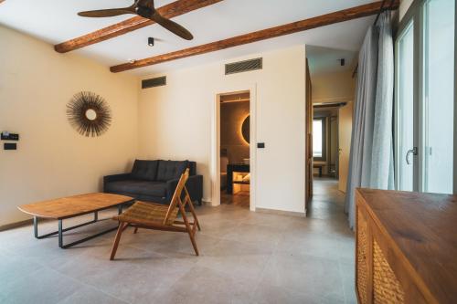 Premium Sea View Suite with private pool image 6
