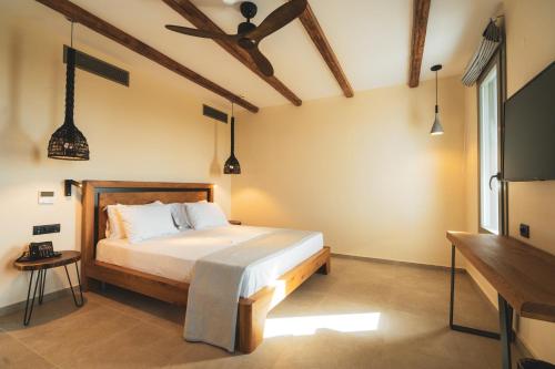 Premium Sea View Suite with private pool image 10