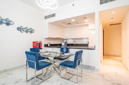 Primestay - Amna 1BR Al Habtoor City - image 4