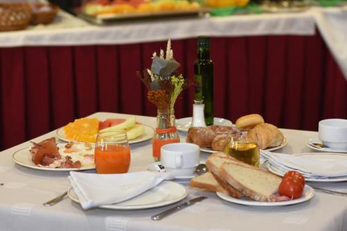 RVHotels Tuca - image 7