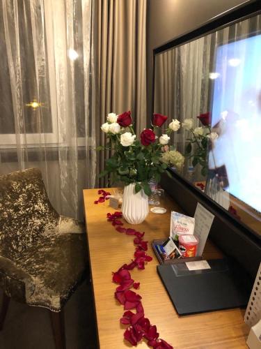 403394749 All Seasons Residence Hotel - Free parking