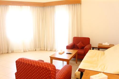 Suite with Sea View image 7