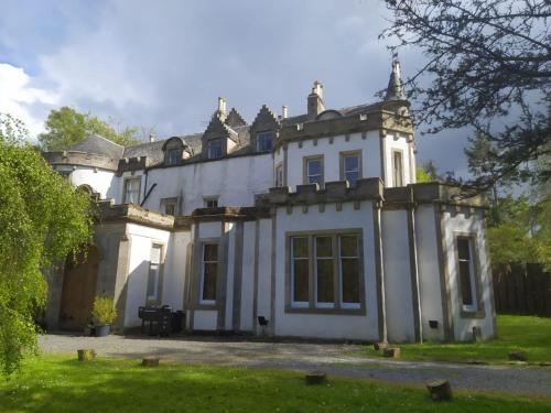 . Edinburgh Country Estate Rooms & Apartments