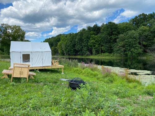 Tentrr Signature - Lakeside Tents in Historic Orchard - image 10