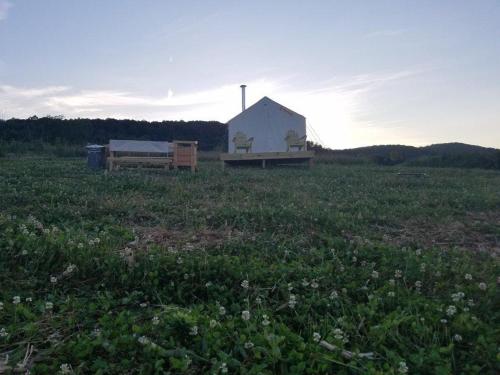 Tentrr - Lake View Retreat - image 10