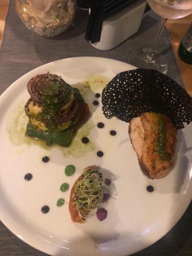 All Seasons Residence Design Hotel - Free parking