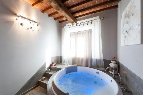 Джакузі, Agriturismo Belagaggio in Торріті ді Сієна