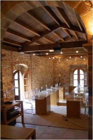 Business center, Narbasu Restaurante y Hotel in Pilona