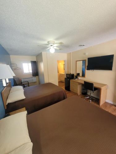 Economy Inn Sylva - image 2