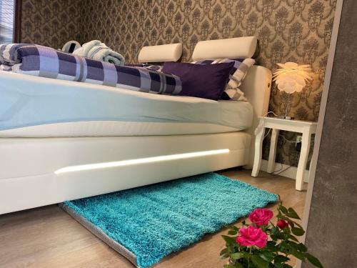1 queen bed