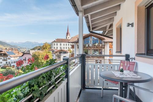  Apartments Marialisa  Tulpe in Klausen