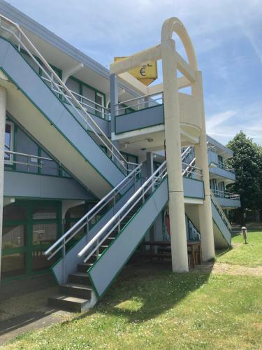 Vista exterior, Nouvelle Classe Hotel in Chatellerault