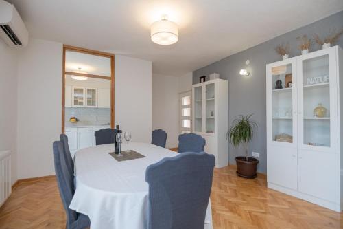 Holiday House Tone, Imotski-Drum-Makarska in Drum