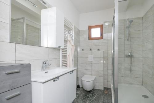 Holiday House Tone, Imotski-Drum-Makarska in Drum