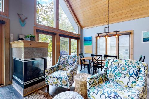 Attitude Adjustment in Glen Arbor, USA