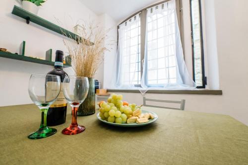 Studio Apartment image 4