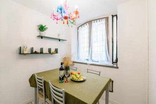 Studio Apartment image 8