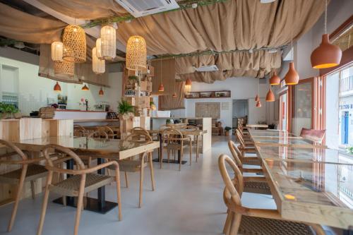 레스토랑, Hostal Sa Teula in 칼레야 데 파라프루헬
