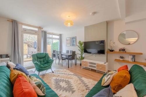 Central 3 Bedroom House With Garden gîte à louer Kennington