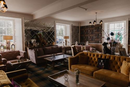 ผับ/เลาจน์, โรงแรม ดิแอทโฮล อาร์ม (The Atholl Arms Hotel) in ดัคเคิล