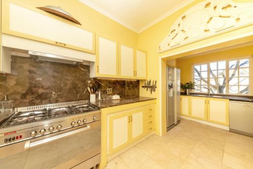 Amina Boutique Hotel - image 12