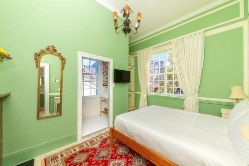 Amina Boutique Hotel - image 3