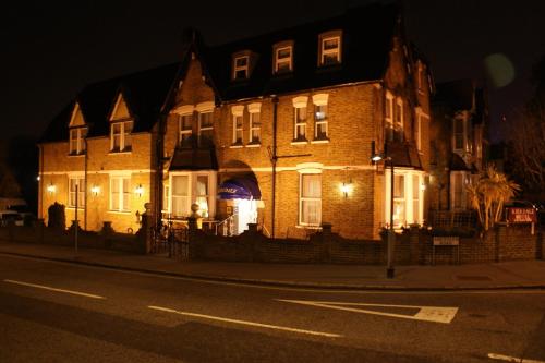 Foto - Kirkdale Hotel