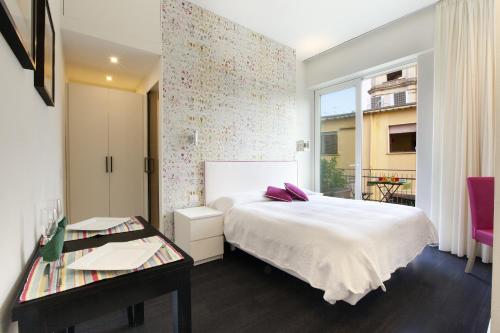 Sorrento Apartments Room Type - Deluxe Studio with Balcony