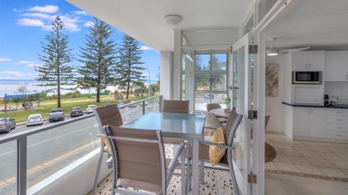 Rainbow Pacific Unit 5 - Coolangatta