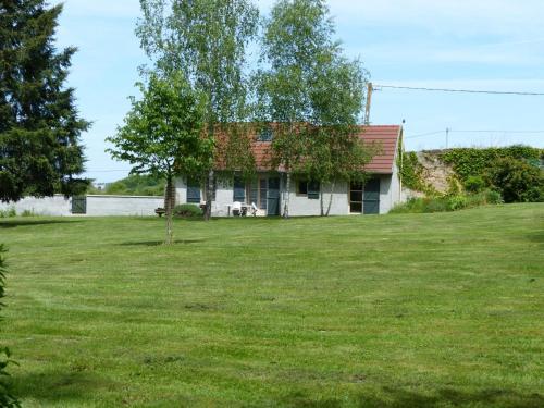 Gîte Dompierre-sur-Besbre, 3 pièces, 4 personnes - FR-1-489-174 - Location saisonnière - Dompierre-sur-Besbre