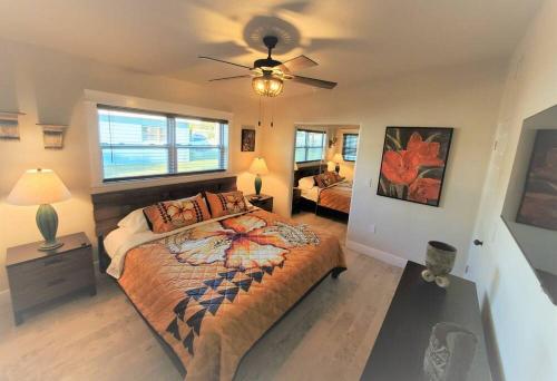 Bali Bungalow - Downtown Cocoa Beach in Cocoa Beach, USA