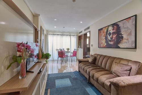One-Bedroom Apartment image 10