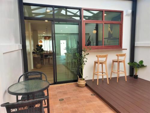 Facilities, Private&Cozy Townhouse near "Lanmuang Market" near Si Wan