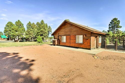 Lovely Heber Hideaway in the Pines with Views!