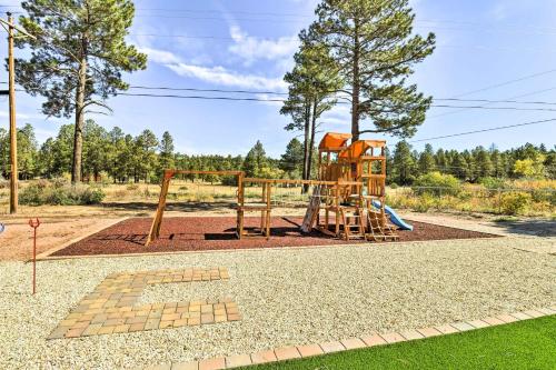 Lovely Heber Hideaway in the Pines with Views!