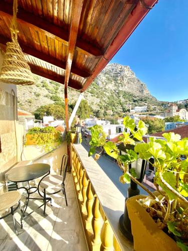 Surrounding environment, Costas Inn in Lampi