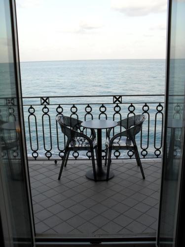 Camera doppia, vista sul mare